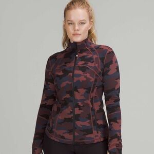 Lululemon Define Jacket Red Sea Camo Women’s Size 14 Athleisure Like New